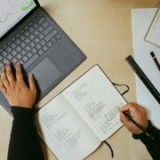 Nhóm khóa học 25-Nov-22